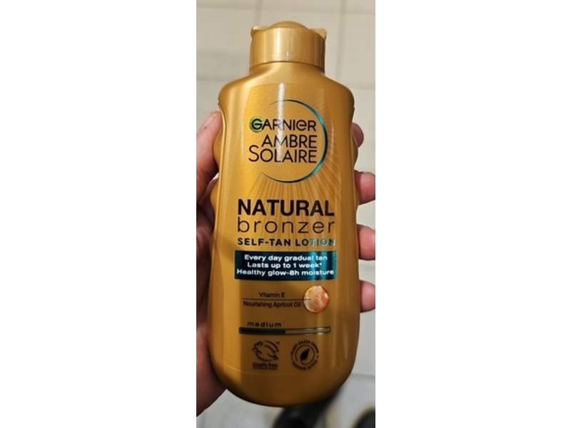 Garnier Ambre Solaire Natural Bronzer Self Tan Lotion, Medium, 200 mL