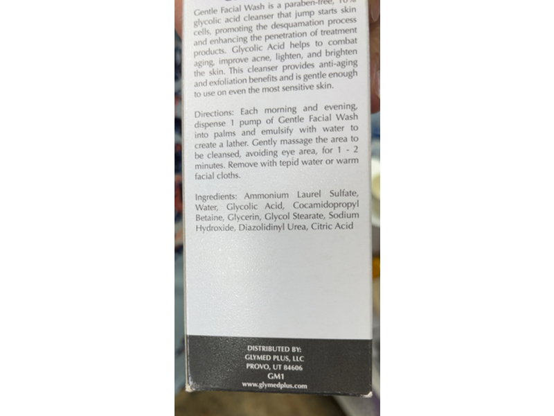 GlyMed Plus Age Management Gentle Facial Wash, 8.0 fl oz/236 mL