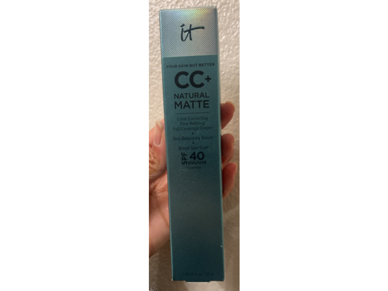 IT Cosmetics CC+ Natural Matte Foundation Sunscreen, SPF 40, Tan, 1.08 fl oz/32 mL