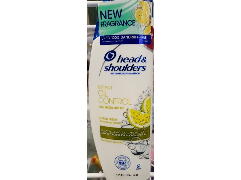 Head & Shoulders Anti-Dandruff Shampoo, Lemon Fresh, 10.14 fl oz/300 mL