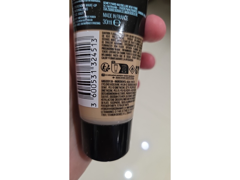 Maybelline New York Fit Me Matte & Poreless Foundation, 115 Ivory, 1 fl oz/30 mL