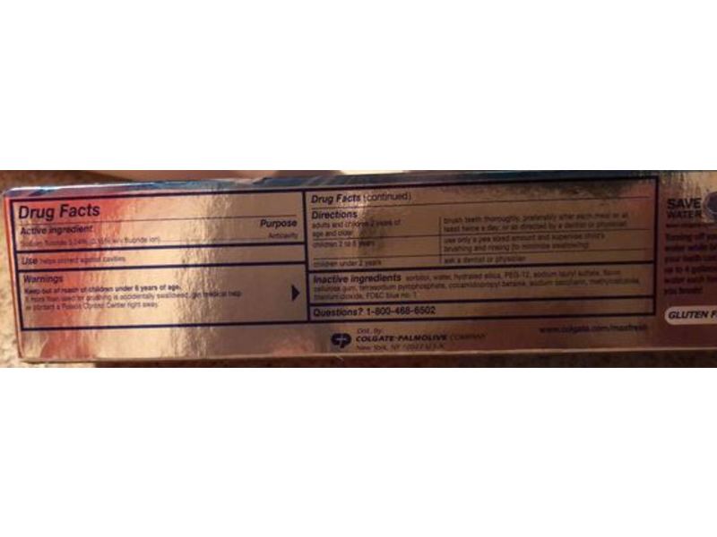 Colgate Max Fresh Toothpaste, Breath Strips, Cool Mint, 7.6 oz/215 g