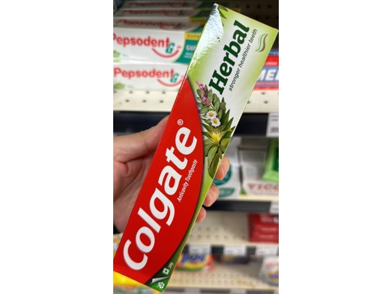 Colgate Herbal Anticavity Toothpaste, 7 fl oz/200 g