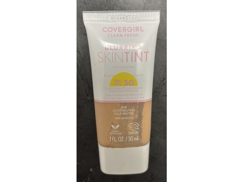CoverGirl Blurring Skin Tint, 415 Light Neutral, SPF 30, 1 fl oz/30 mL