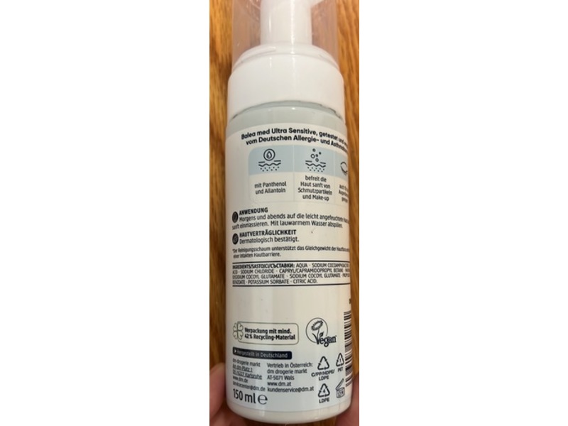 dm Balea Ultra Sensitive Cleansing Foam, 150 mL