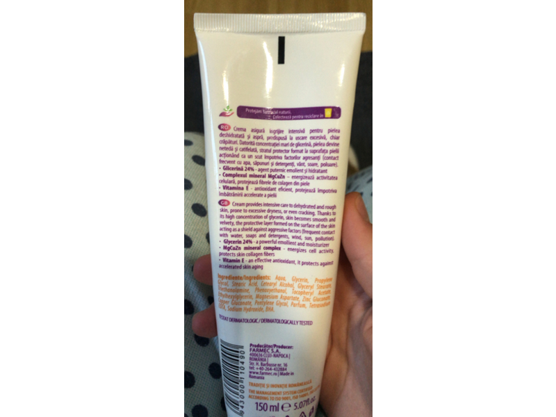 Farmec Hand Cream, Glycerin & Vitamin E, 5.07 fl oz/150 mL