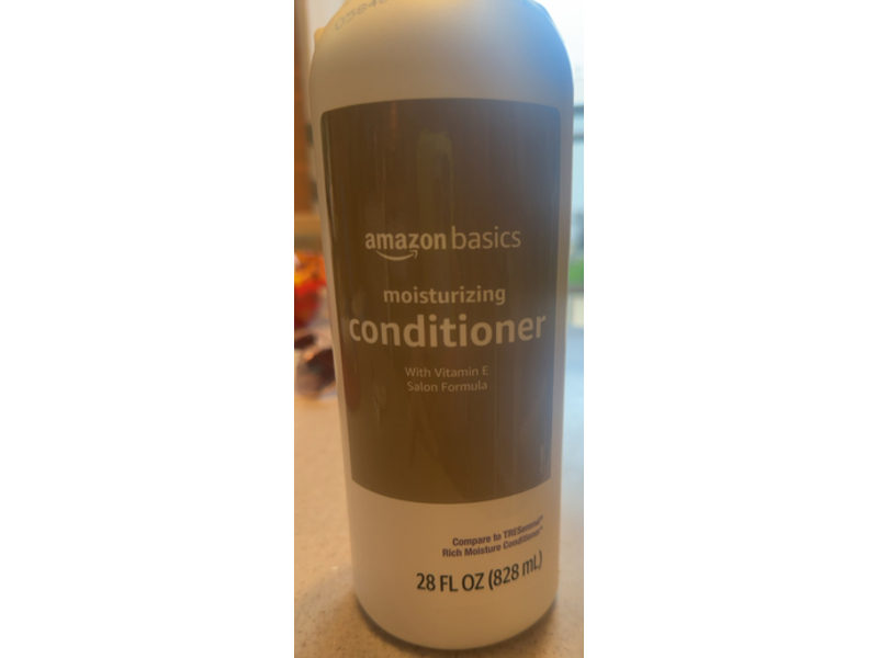 Amazon Basics Moisture Rich Conditioner, Vitamin E, 28 fl oz/828 mL