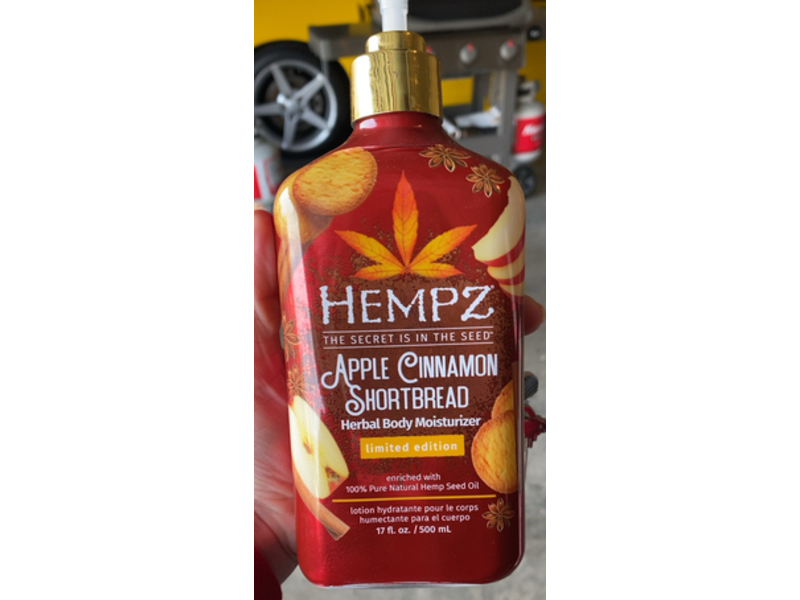 Hempz Herbal Body Moisturizer, Apple Cinnamon Shortbread, 17 fl oz/500 mL