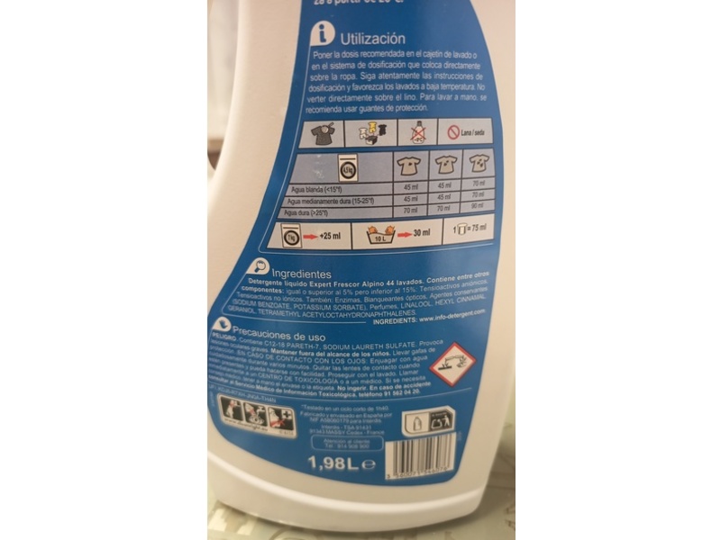 Carrefour Expert Optimal Clean Detergente, Frescor Alpino, 44 Loads, 1.98 L