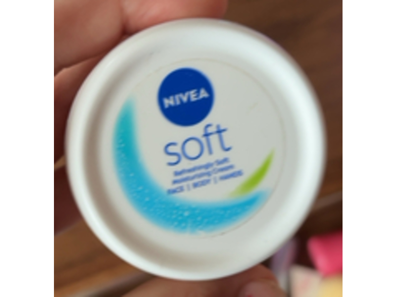 Nivea Soft Jar Moisturising Cream, 50 mL