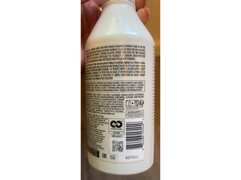 Redken Acidic Bonding Concentrate Shampoo, Citric Acid +, 16.9 fl oz/500 mL