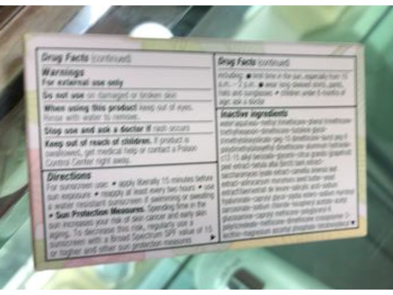 Clinique Even Better Glow Light Reflecting Makeup, SPF 15, Cn 70 Vanilla, 1 fl oz/30 ml