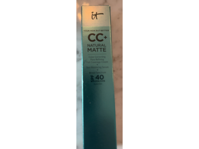 It Cosmetics CC+ Natural Matte Cream, SPF 40, Light Medium, 1.08 fl oz/32 mL