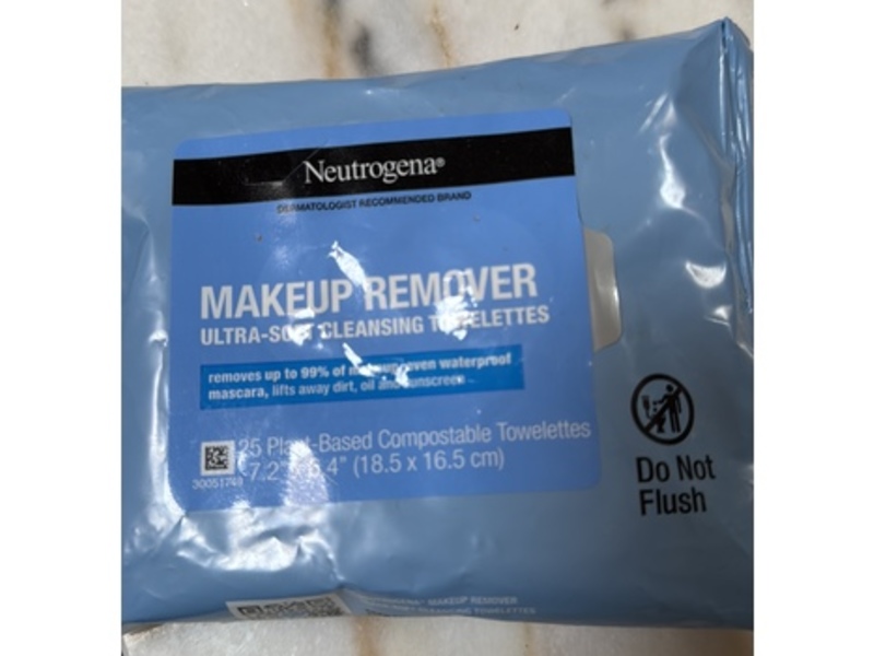 Neutrogena Makeup Remover Ultra Soft Cleansing Towelettes, 25 Count
