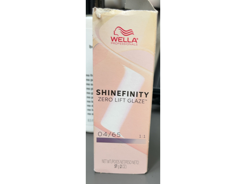 Wella Shinefinity Zero Lift Glaze Demi-Permanent Hair Color, 04/65 Medium Brown Violet Mahogany, 2 oz/57 g