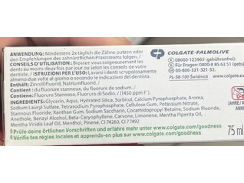 Colgate Total Active Protection Healthy Freshness Toothpaste, 75 mL