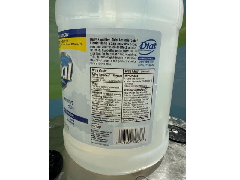 Dial Professional Antimicrobial Liquid Hand Soap, 3.78 L