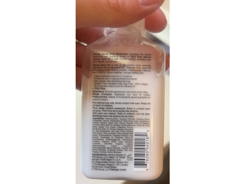 Hempz Herbal Body Moisturizer, Sandalwood & Apple, Hydrate + Restore, 2.25 fl oz/66 mL