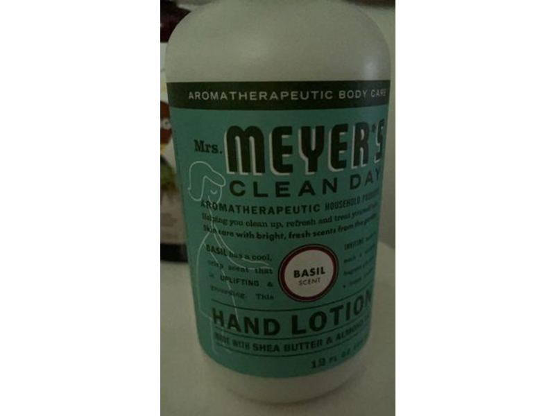 Mrs. Meyer's Clean Day Hand Lotion, Basil Scent, 12 fl oz/354 mL