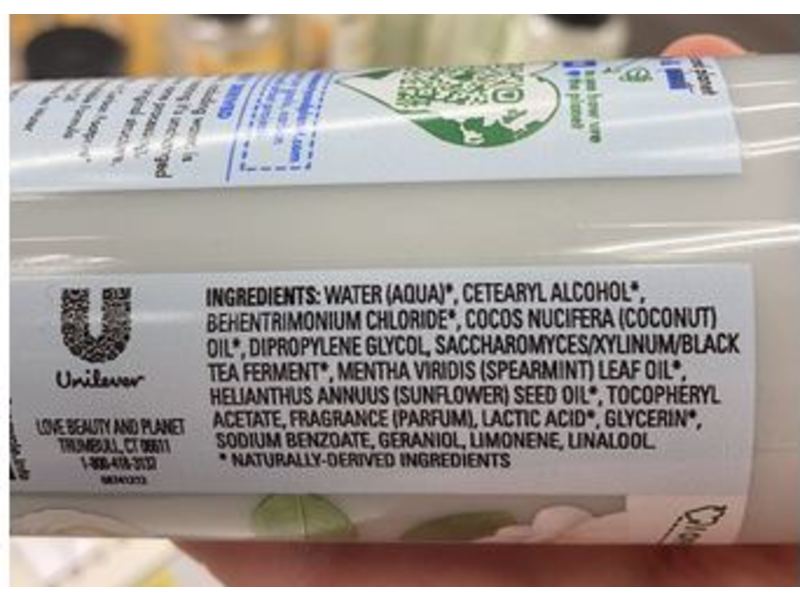 Love Beauty & Planet Deep Hydration Conditioner, Camellia Tea Water & Vitamin E, 9 oz/255 g