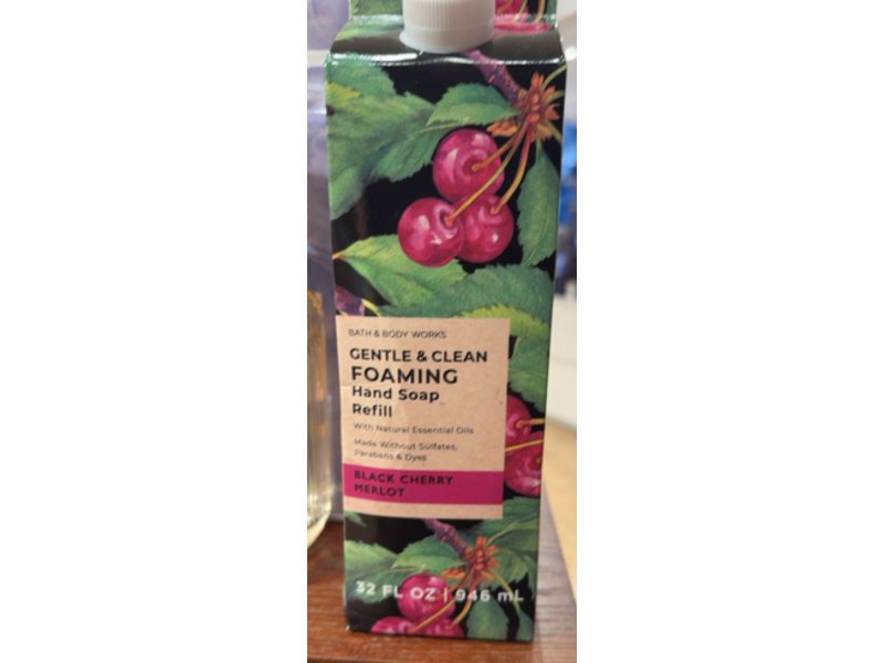 Bath & Body Works Gentle & Clean Foaming Hand Soap Refill, Black Cherry Merlot, 32 fl oz/946 mL