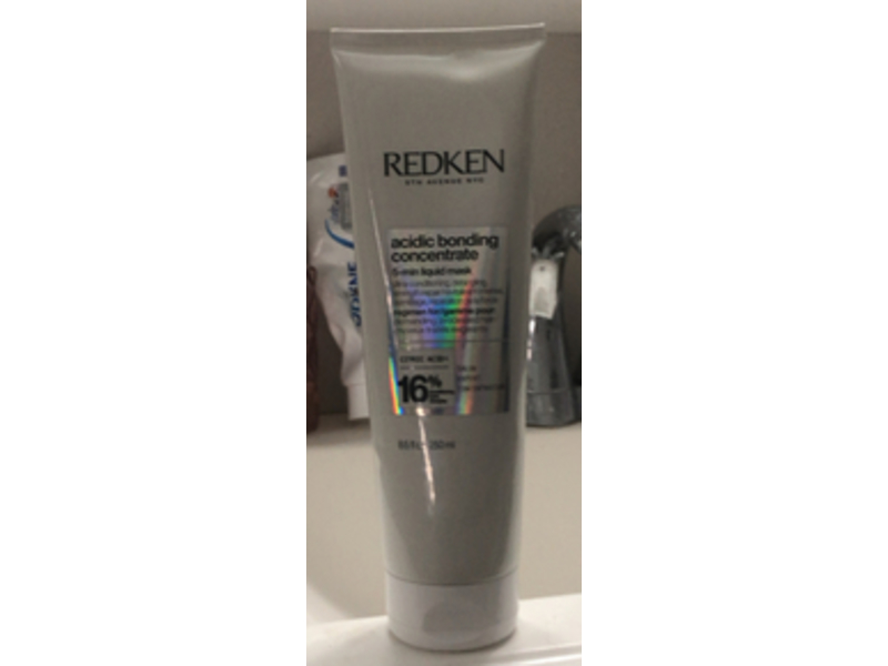 Redken Acidic Bonding Concentrate Hair Mask, Citric Acid, 8.5 fl oz/250 mL
