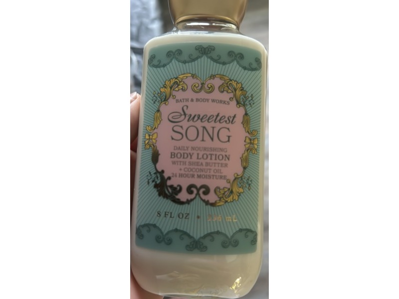 Bath & Body Works Daily Nourishing Body Lotion, Sweetest Song, 8 fl oz/236 mL