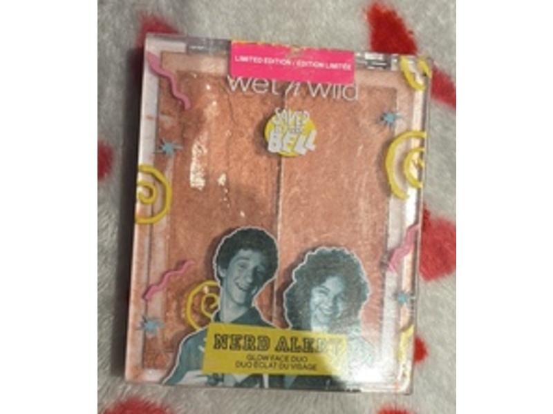 Wet N Wild Saved By The Bell Glow Face Duo, Nerd Alert, 0.35 oz/10 g