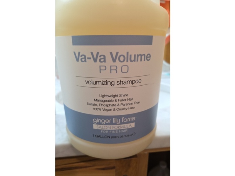 Ginger Lily Farms Salon Formula Va-Va Volume PRO Volumizing Shampoo, 128 fl oz/3.78 L