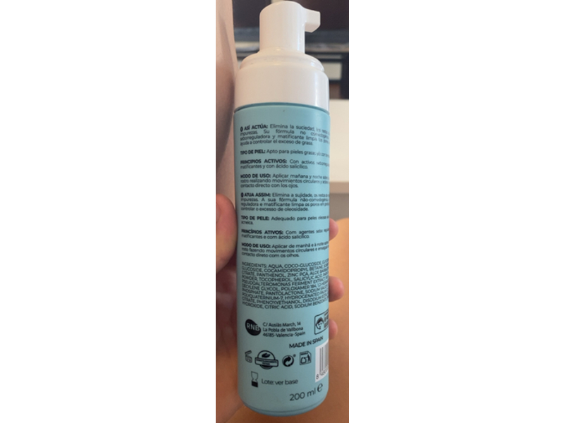 Deliplus Oil Free Cleansing Mousse, 200 mL