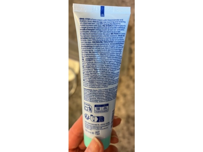 Spotles Skn Clear Complexion Daily Moisturizer, Niacianamide+Azelaic Acid, 50 mL