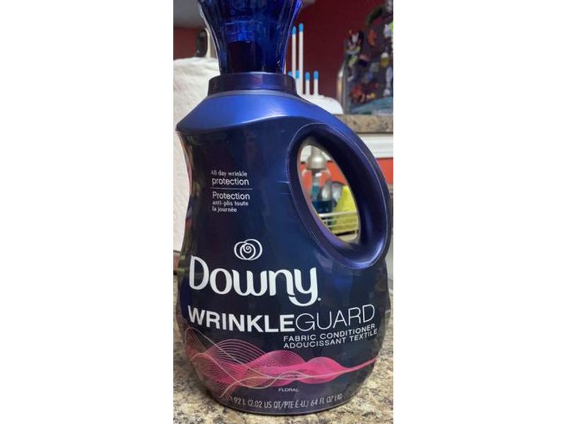 Downy Wrinkleguard Fabric Conditioner, Floral, 64 fl oz