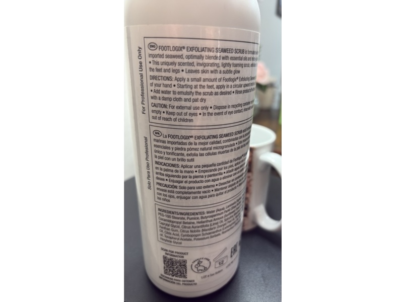 Footlogix Exfoliant Seaweed Scrub, 32 oz/907.2 g