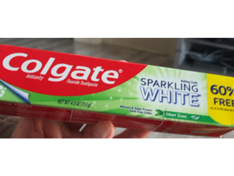 Colgate Sparkling White Whitening Toothpaste, Mint, 4.0 oz/113 g