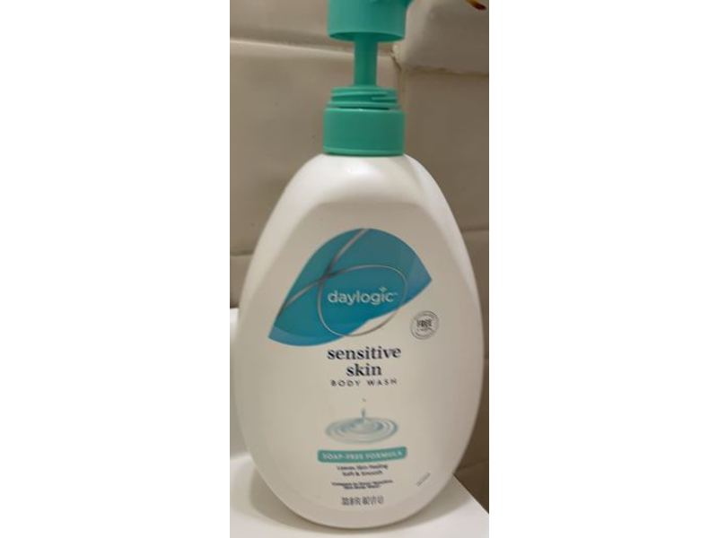 Daylogic Sensitive Skin Body Wash, 33.8 fl oz/1 L