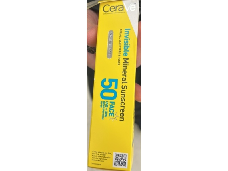 CeraVe Invisible Mineral Sunscreen, SPF 50, 1.62 fl oz/48 mL