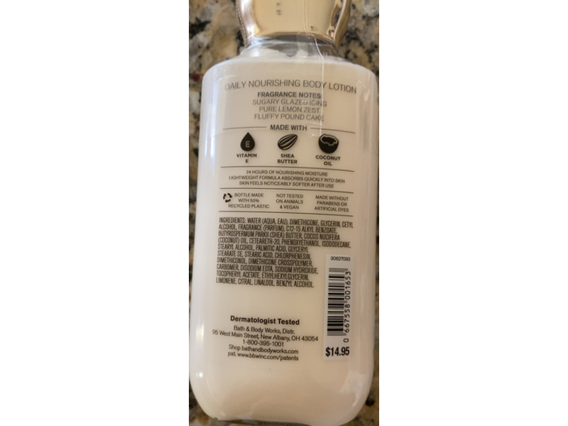 Bath & Body Works Iced Lemon Pound Cake Body Lotion, 8 fl oz/236 mL