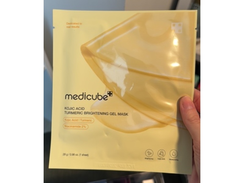 Medicube Kojic Acid Turmeric Brightening Gel Mask, 0.98 oz/28 g, Pack Of 4