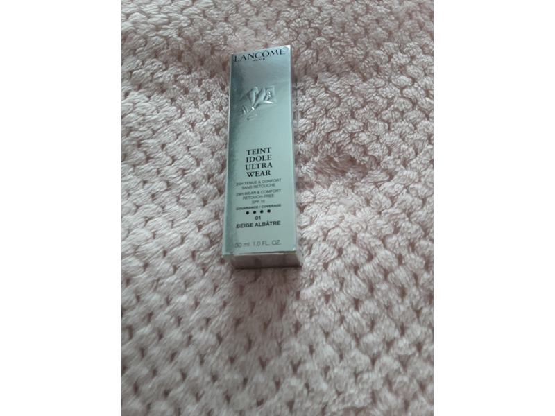 Lancome Paris Teint Idole Ultra Wear, 01 Beige Albatre, 1 fl oz/30 mL