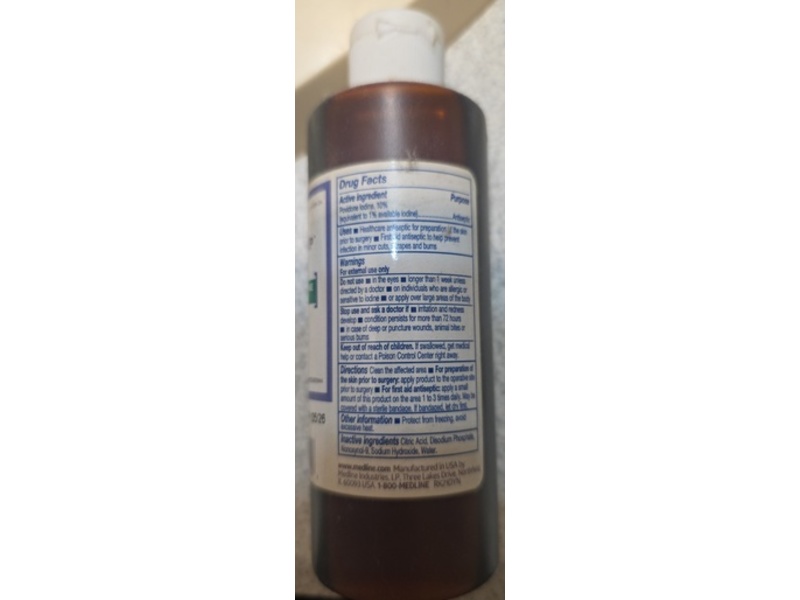 Medline ReadyPrep PVP Topical Antiseptic Solution, Povidone Iodine 10%, 4 fl oz/118 mL