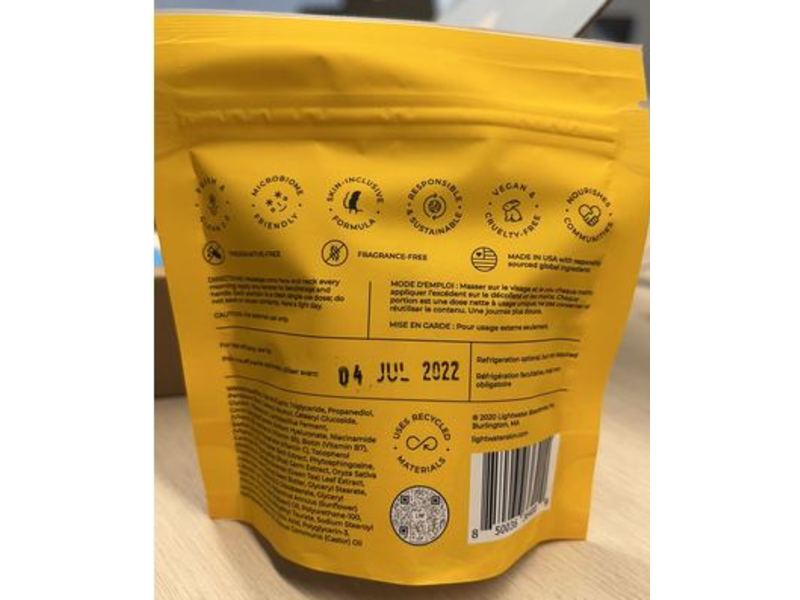 LightWater Multivitamin Moisturizer for Morning, 22.4 mL / 0.756 fl oz