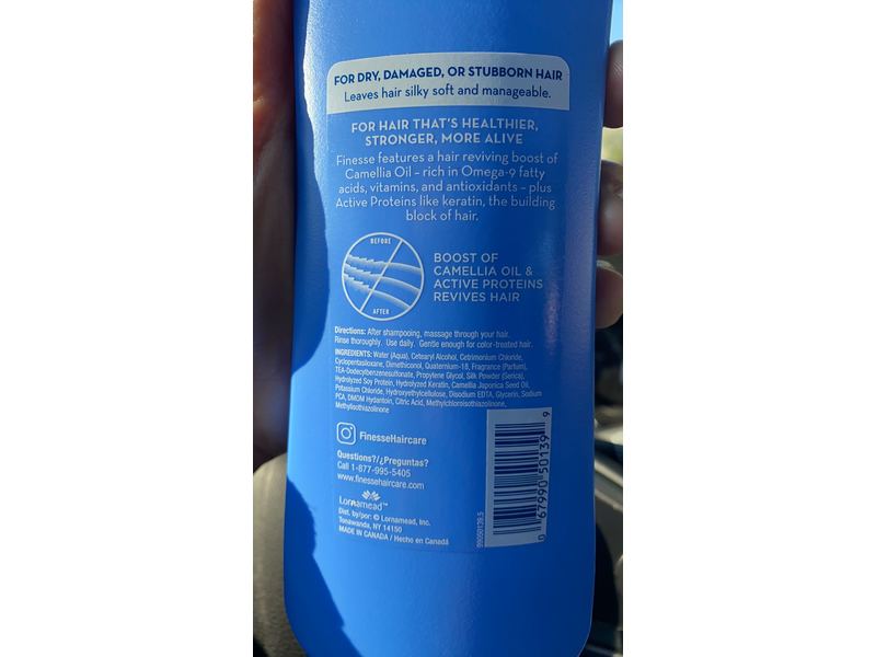 Finesse Moisturizing Conditioner, Restore + Strengthen, 13 fl oz/384 ml, Pack Of 4