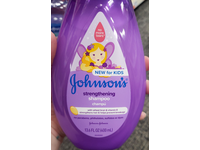 Johnson's Kid's Strengthening Shampoo, Wheat Bran & Vitamin E, 13.6 fl oz/400 mL - thumbnail 2