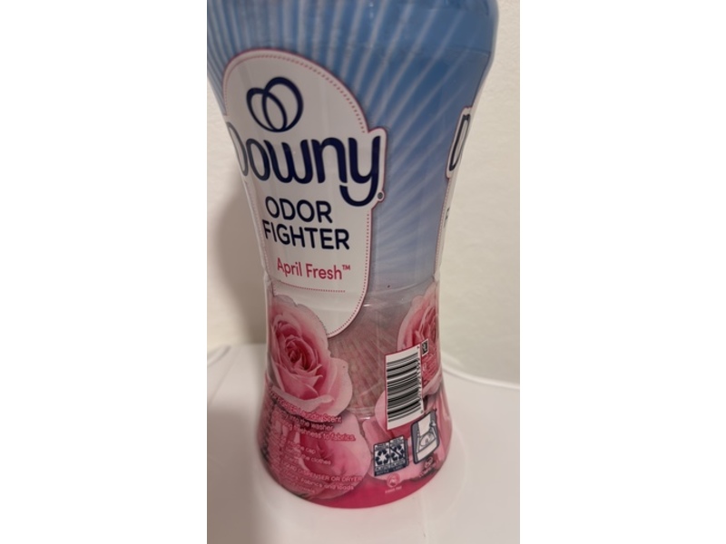 Downy Odor Fighter Laundry Scent Booster, April Fresh, 745 g