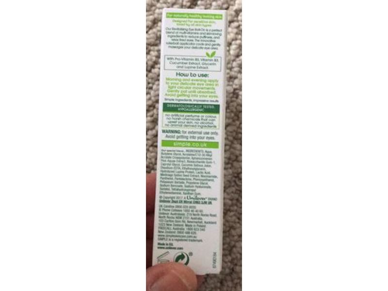 Simple Revitalising Eye Roll-On, Kind To Skin, 15 mL