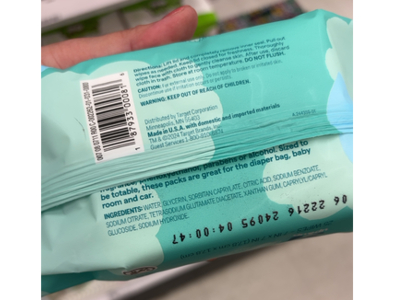 Up & Up Hand & Face Wipes, 25 Count