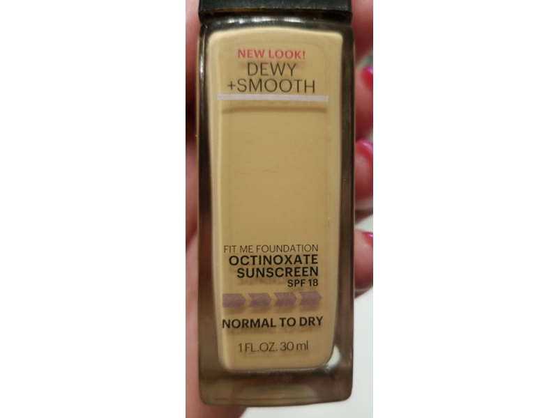 Maybelline New York Dewy + Smooth Fit Me Foundation, 118 Light Beige, 1 fl oz/30 mL