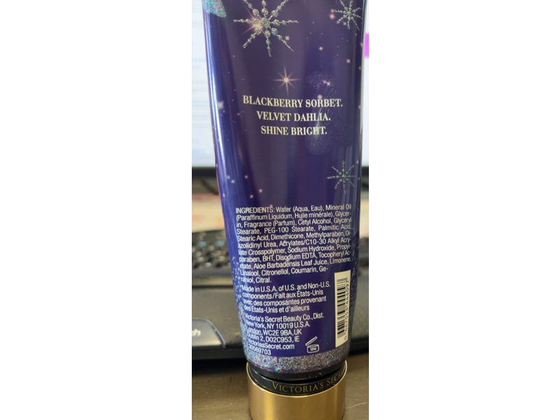 Victoria's Secret Fragrant Moisturizing Body Lotion, Blackberry Fizz, 8 fl oz/236 mL