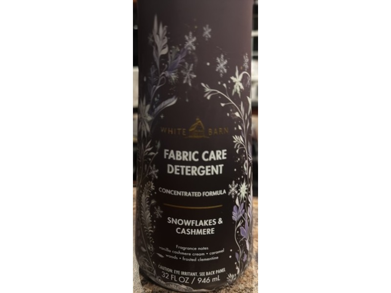 White Barn Fabric Care Detergent, Snowflakes & Cashmere, 32 fl oz/946 mL