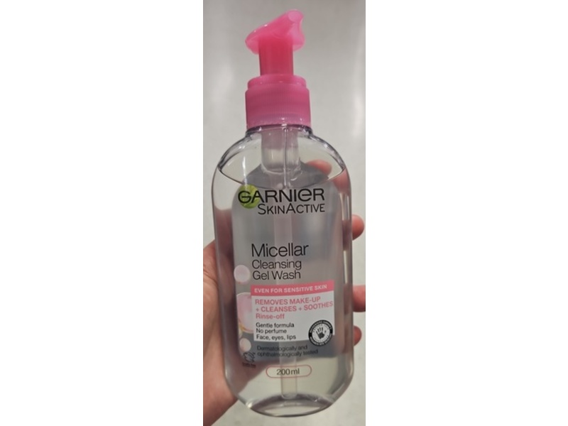 Garnier SkinActive Micellar Cleansing Gel Wash, 200 mL